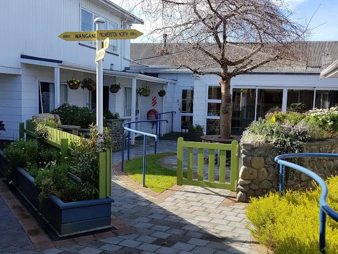 The entrance courtyard at Wimbledon Villa